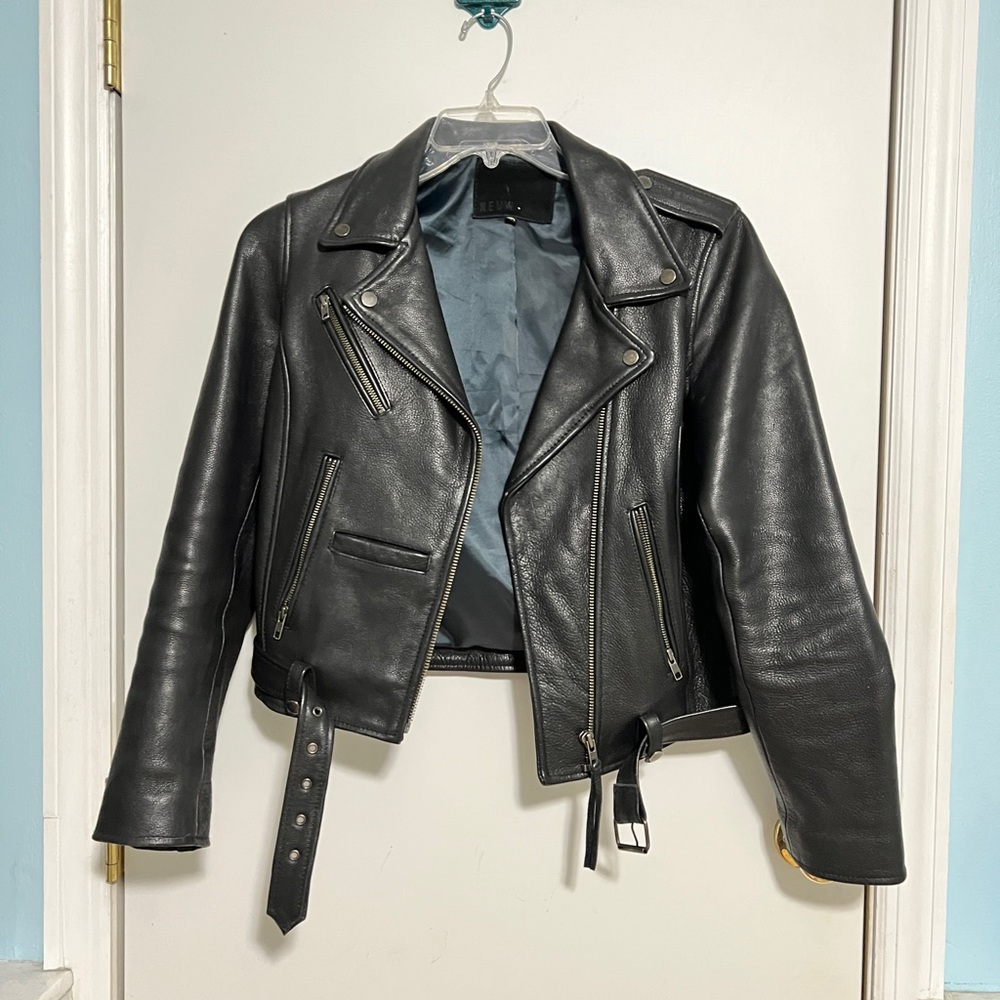 *SALE* NEUW Genuine leather motorcycle jacket.  NWOT!  Very high quality. - Picture 4 of 8